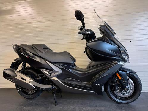 Gave Kymco Xciting S 400i motorscooter slechts 700km!, Motoren, Motoren | Overige merken, Bedrijf, Scooter, 12 t/m 35 kW, Minimaal motorrijbewijs A2