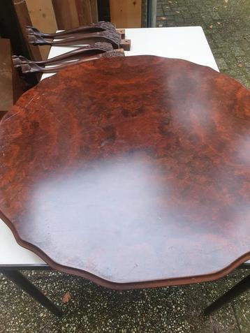 Houten tafeltje - gebruikt beschikbaar voor biedingen