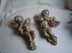 2 oude gipsen engelen met trompet en viool, Diversen, Kerst, Ophalen of Verzenden, Gebruikt