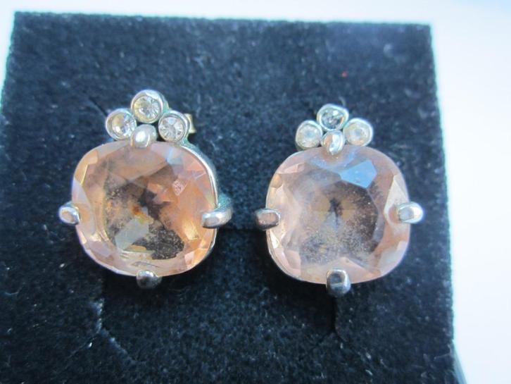 Zilverkleurige oorbellen met strasssteen,, Sieraden, Tassen en Uiterlijk, Oorbellen, Zo goed als nieuw, Knopjes of Stekers, Zilver