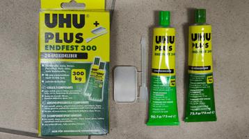 Uhu plus 300 Twee componenten lijm, nieuw, groot pakje beschikbaar voor biedingen