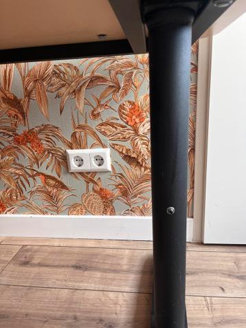 IKEA Bekant bureau + bureaustoel – goede staat - afbeelding 4