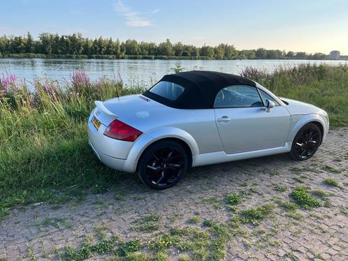 Audi TT 1.8 T Roadster 132KW 1999 Grijs, Auto's, Audi, Particulier, TT, Benzine, Cabriolet, Handgeschakeld, Origineel Nederlands