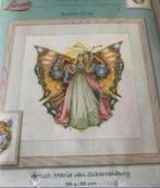 BORDUURPAKKET MARIA VAN SCHARRENBURG BUTTERFLIES, Verzenden, Nieuw, Handborduren, Borduurpakket