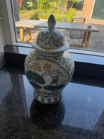 Chinese vaas met deksel, Ophalen
