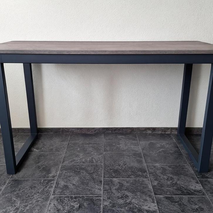 Op maat gemaakt bureau, gelast stalen frame, antracietkleur, Huis en Inrichting, Bureaustoelen, Zo goed als nieuw, Grijs, Ophalen of Verzenden