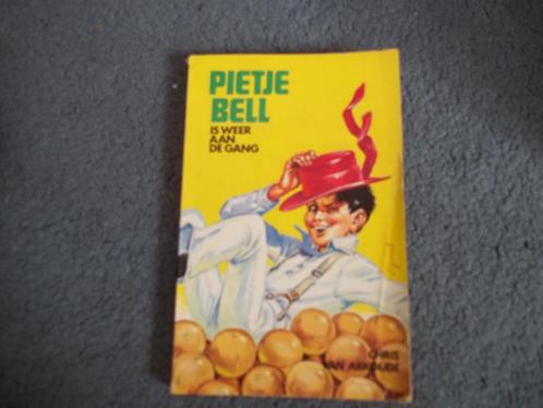 Pietje Bell is weer aan de gang - Chris van Abkoude, Boeken, Kinderboeken | Jeugd | 10 tot 12 jaar, Gelezen, Fictie, Ophalen of Verzenden