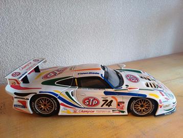 UT Sebring 1:18 '98 - Porsche GT1 Boutsen/Wollek/Pilgrim beschikbaar voor biedingen