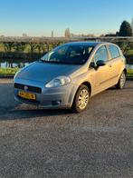 Fiat Grande Punto 1.4 Edizione Lusso – 2009, Voorwielaandrijving, 4 cilinders, 400 kg, Origineel Nederlands