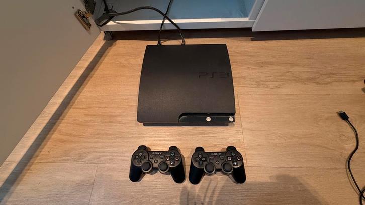 Sony PlayStation 3 Slim 250 GB – Compleet & in topstaat, Spelcomputers en Games, Spelcomputers | Sony PlayStation 3, Gebruikt