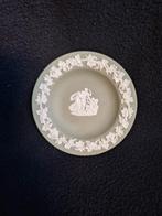 Wedgwood Bordje Groen, Ophalen