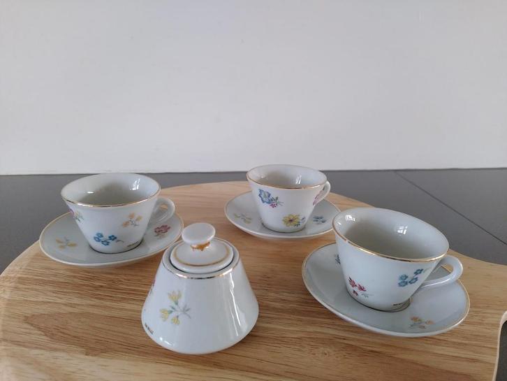 Vintage poppenserviesje. WD-18., Antiek en Kunst, Antiek | Servies los, Ophalen of Verzenden