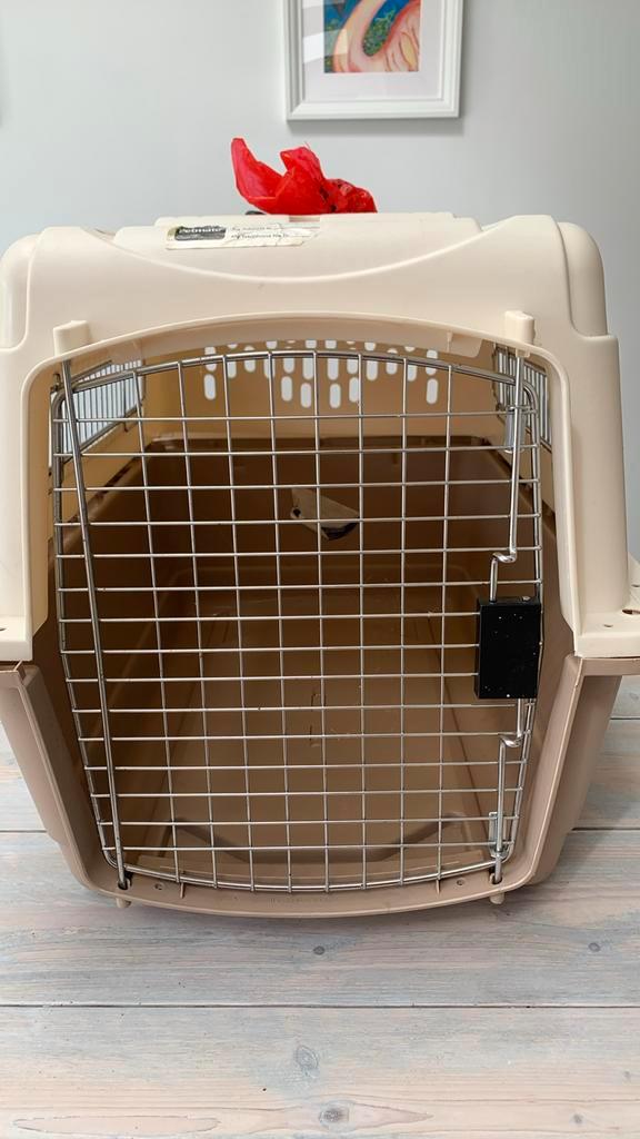 Petmate kennel / bench hond voor reizen en vliegen, Dieren en Toebehoren, Hondenbenches, Gebruikt, Ophalen