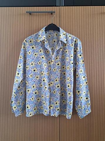 Heel mooie gebloemde blouse, maat S.  beschikbaar voor biedingen