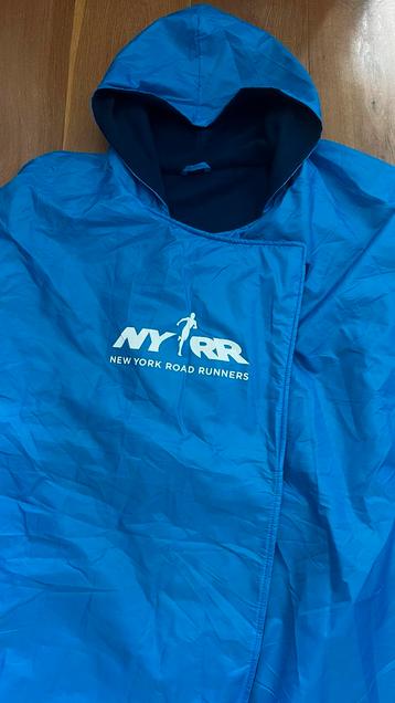 NYRR Hardloop Poncho Blauw New York City Marathon beschikbaar voor biedingen