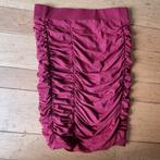 Mooie wijnrode waterval rok van Promiss maat M, Kleding | Dames, Rokken, Maat 38/40 (M), Promiss, Ophalen of Verzenden, Zo goed als nieuw