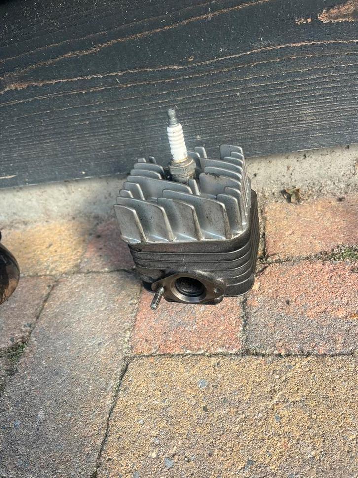 Malossi 50cc snel piaggio, Fietsen en Brommers, Brommeronderdelen | Scooters, Zo goed als nieuw, Piaggio, Cilinder, Ophalen