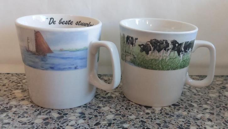 2 beker mok Wiebe van der Zee, Huis en Inrichting, Keuken | Servies, Zo goed als nieuw, Kop(pen) en/of Schotel(s), Overige stijlen
