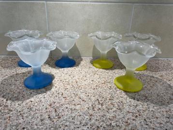 Set van 6 vintage frosted glazen/ ijcoupes. beschikbaar voor biedingen