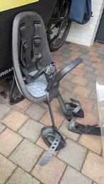 Thule Yepp met scherm, Fietsen en Brommers, Fietsaccessoires | Fietsstoeltjes, Ophalen of Verzenden, Gebruikt, Voetsteuntjes, Voorzitje
