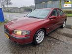 Volvo S60 2.4 Automaat, Nieuwe Apk, Nap Inruil mogelijk., Auto's, Volvo, Stof, Gebruikt, Zwart, Navigatiesysteem