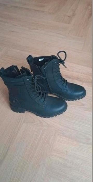 Nieuwe dames laarzen maat 39 beschikbaar voor biedingen