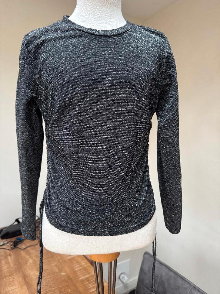 ONLY top met glitter zwart / zilver nieuwstaat maat S DN, Kleding | Dames, Tops, Zo goed als nieuw, Maat 36 (S), Zwart, Lange mouw
