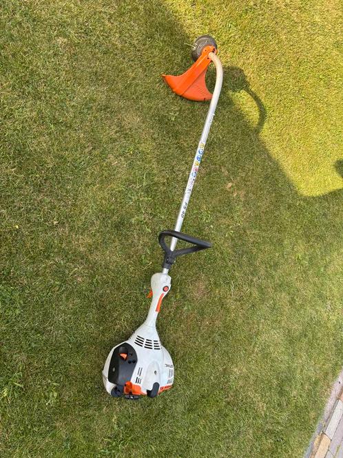 Stihl Bosmaaier FS40, Tuin en Terras, Bosmaaiers, Gebruikt, Benzine, Minder dan 10 cm, Ophalen