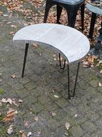 Unieke halve maan bijzettafel, Ophalen