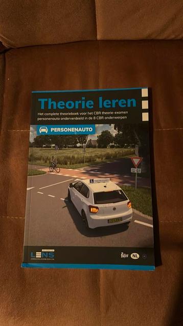 Theorie leren van CBR met verkeersborden boekje beschikbaar voor biedingen