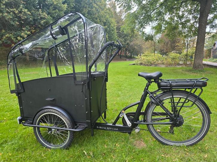 Elektrische bakfiets Vogue, Fietsen en Brommers, Fietsen | Bakfietsen, Zo goed als nieuw, 4 kinderen of meer, Ophalen of Verzenden
