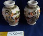 SATSUMA JAPAN * PAAR VAASJES * Gemerkt *, Antiek en Kunst, Verzenden