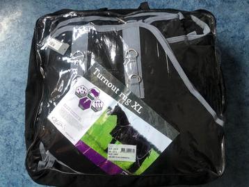 Nieuw QHP outdoor/winterdeken maat 215cm beschikbaar voor biedingen