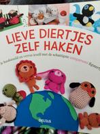 Haakboek Lieve Diertjes Zelf Haken, Hobby en Vrije tijd, Ophalen of Verzenden, Gebruikt, Haken, Patroon of Boek
