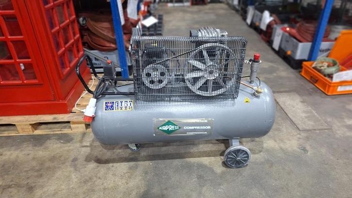 Compressor Airpress HK 600-200, Doe-het-zelf en Verbouw, Compressors, Gebruikt, 6 tot 10 bar, 100 liter of meer, Mobiel, Ophalen