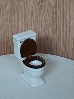 Mooie toilet poppenhuis, Verzamelen, Poppenhuizen en Toebehoren, Ophalen of Verzenden, Gebruikt, Poppenhuis