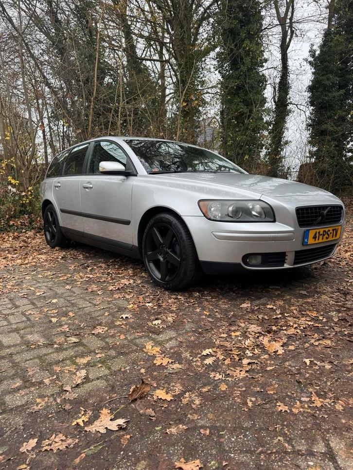Volvo V50 1.8 2004 Grijs, Auto's, Volvo, Particulier, V50, Benzine, C, Stationwagon, Handgeschakeld, Origineel Nederlands, Zilver of Grijs