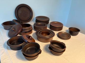 Ruska Servies Vintage Aardewerk beschikbaar voor biedingen