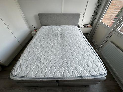 Boxspring bed 160x200, Huis en Inrichting, Slaapkamer | Boxsprings, Zo goed als nieuw, 160 cm, 200 cm, Tweepersoons, Ophalen