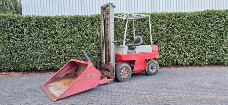 Heftruck Linde H25D hydraulische grondbak € 3.750,-, Zakelijke goederen, Machines en Bouw | Heftrucks en Intern transport, Heftruck