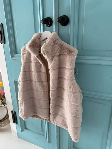 Bodywarmer nepbont beige fakefur beschikbaar voor biedingen