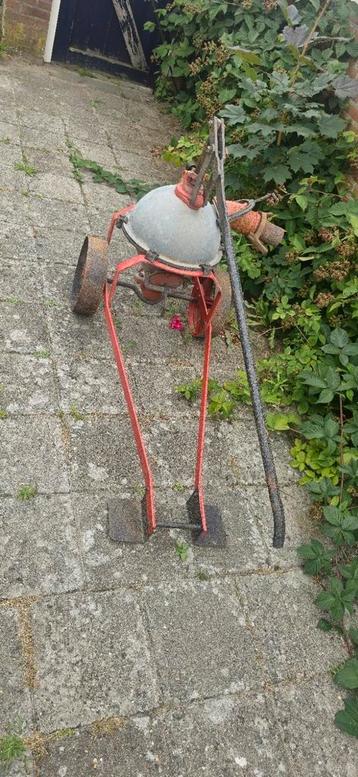 Water pomp beschikbaar voor biedingen