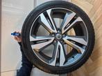 Volvo velgen 19 inch Volvo V60CC met Nokian winterbanden, Auto-onderdelen, Gebruikt, Velg(en), Winterbanden, 235 mm