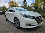 Nissan Leaf N-Connecta 40kWh 2018 NAVI/360CAM/CRUISE/STOELVE, Auto's, Nissan, Stof, Zwart, Wit, Origineel Nederlands