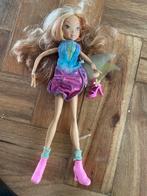 Winx Club Pop Flora 2004 - Rainbow, Ophalen of Verzenden, Gebruikt, Barbie