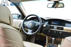 BMW 540i High Exe 2006 Tiefgrün ACC Schuifdak Comfortsitze, Auto's, Automaat, Achterwielaandrijving, Gebruikt, Bedrijf