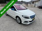 Mercedes-Benz B-Klasse 250 e Prestige 28 kWh B - COMING SOON, Auto's, Wit, Leder, 1625 kg, Lichtsensor