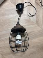 Industriële hanglamp met metalen kooi, Ophalen of Verzenden, Gebruikt, Hout, Minder dan 50 cm