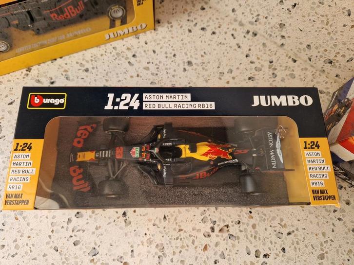 Max verstappen Red Bull 2020, RB16, Nieuwstaat, Hobby en Vrije tijd, Modelauto's | 1:24, Zo goed als nieuw, Auto, Bburago, Ophalen of Verzenden