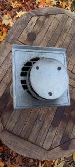 Muurdoorvoer gevelkachel, Ophalen, 30 tot 80 cm, Gebruikt, Radiator